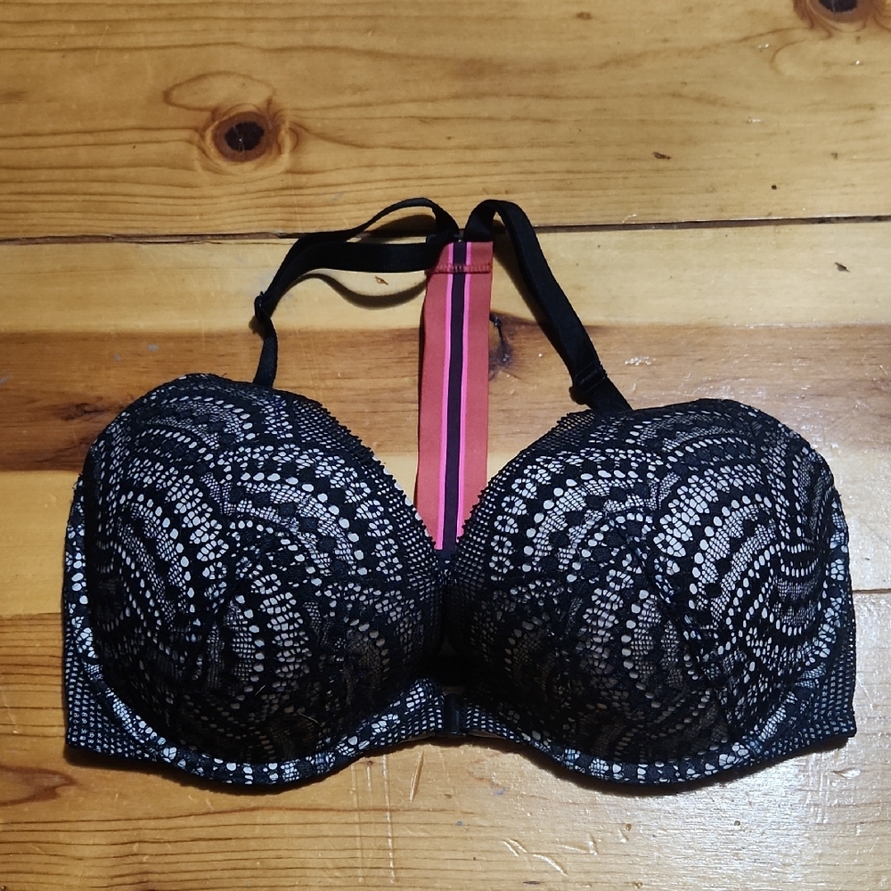 Victoria's Secret Black and Pink Lace Push-Up Bra